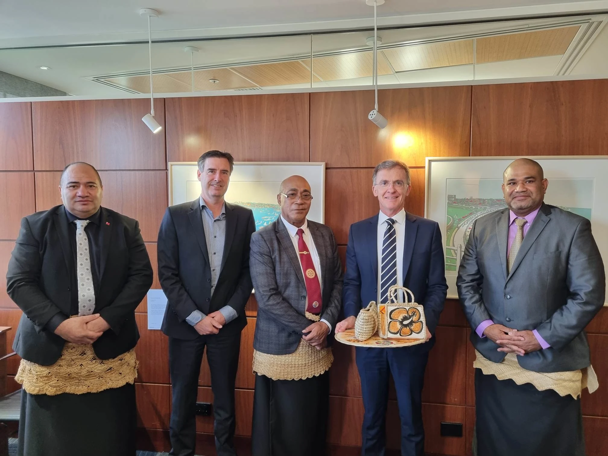 The Tongan dignitaries with DFAT Australia staff.